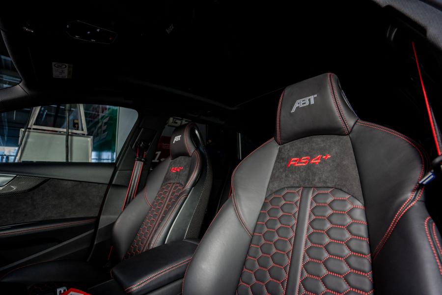 Интерьер Audi RS4+ by ABT (B9) 2019 года  (фото 5 из 25)